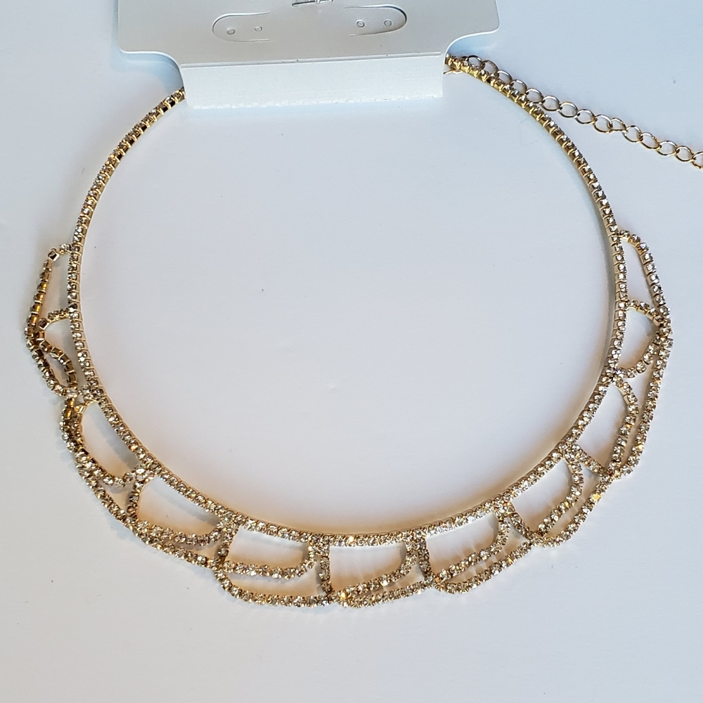 Necklace Shocker Fashion Jewelry Gold
